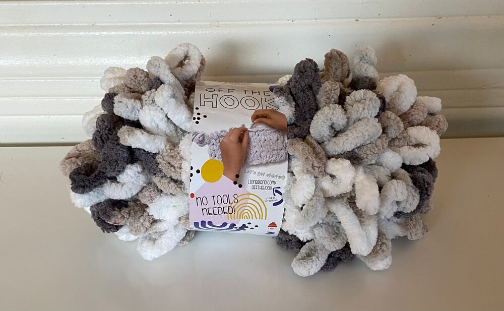NEW Lion Brand Off The Hook Yarn Snowy Cosmo Gray Chenille Finger Knit Loop